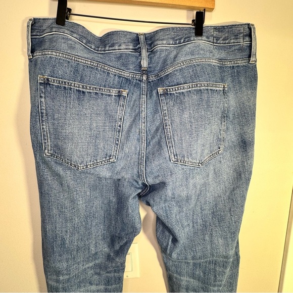 J. Crew Mid-rise Straight Jean Raw Hem Size 35 = Size 20 - Picture 8 of 16